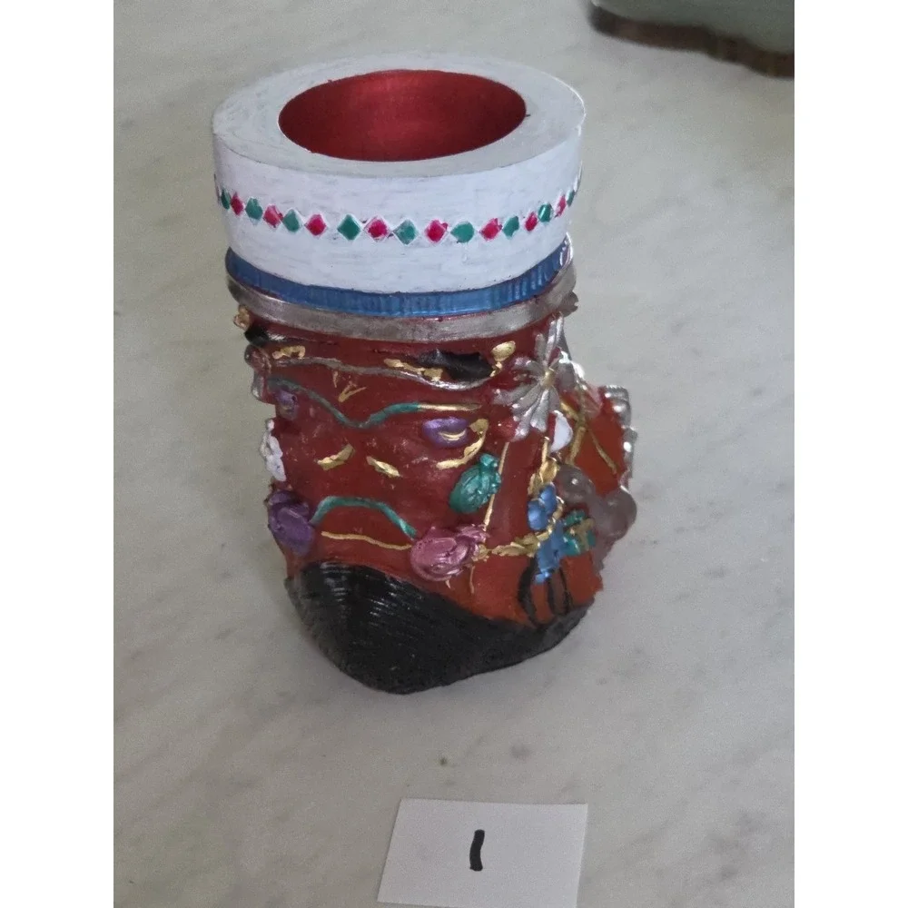 Handmade Resin Santa Boot - Picture 4 of 13